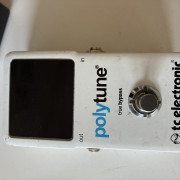 AFINADOR / POLYTUNE 2 · Madrid · 60 €
