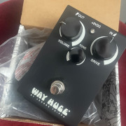 Way Huge Saucy Box ‘Chalky Box’ Ltd. Ed. · Granada · 100 €