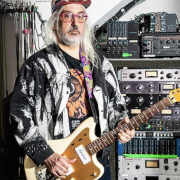 Squier J Mascis pre- 2018 · Málaga