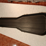 Estuche rigido para bajo. · Ciudad Real · 60 €