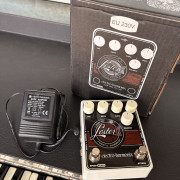 Pedal efecto Leslie EHX Lester K