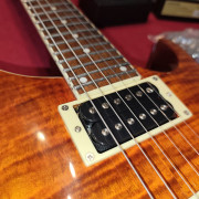 Harley Benton Cst 24-Deluxe muy mejorada. · Barcelona · 280 €