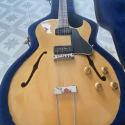 Gibson es 135 Natural (descatalogada) · Valencia · 2500 €