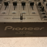 Pioneer DJM 700-S · Alicante · 470 €