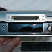 Sony MiniDisc MDS-S40 con mando a distancia y manuales