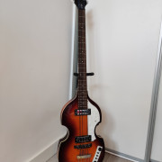 Bajo Höfner Ignition Beatles SB · Madrid · 290 €
