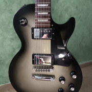 Gibson Les Paul Studio Silverburst 2012 · Barcelona · 1100 €