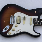 Fender stratocaster performer · Cáceres · 750 €