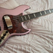 Sire Marcus Miller V7 Burgundy con muchos extras · Lugo · 395 €