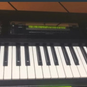 Sintetizador Korg M1 · Madrid · 350 €