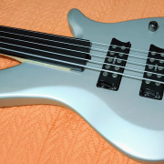 Yamaha fretless bass 5 string · Almería · 200 €