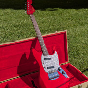 Fender Made in Japan Traditional ’70s Mustang - Candy Apple Red - IMPECABLE · Madrid · 1150 €