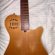 Godin Multiac Grand Concert Duet (2003) - Gama Alta (Mic/Piezo) + Estuche TRIC · Granada · 1600 €