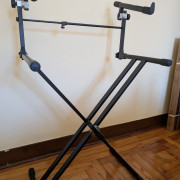 Soporte doble de teclado, sintetizador · Pontevedra · 55 €