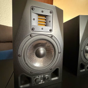 Altavoces Adam A5-X · Barcelona · 300 €