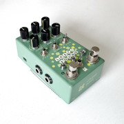 Chase Bliss Lost+Found x Hologram Chroma Console · Badajoz