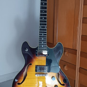 Schecter Corsair semihollow · Araba · 700 €