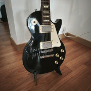 Gibson Les Paul Studio · Barcelona · 900 €