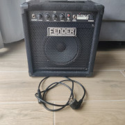 Amplificador Bajo Fender Rumble 15. Estado 10/10 · Madrid · 150 €