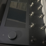 Quad cortex + estuche oficial + plugins · Madrid · 1600 €