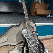 Duesenberg Julia negra