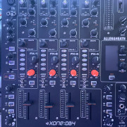 Allen & Heath Xone:DB4 + Mochila Original (Estado Excelente)