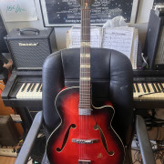 Framus rivera · Madrid · 180 €