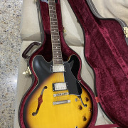 Cambio Tokai ES 224 SB por bajo Fender Mustang escala corta u órgano Hammond XK1 o similar · Pontevedra