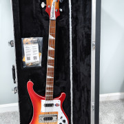 Bajo Rickenbacker 4003 Fireglo 2026. Nuevo sin estrenar. · Madrid · 2700 €