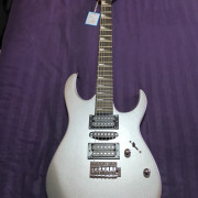 Dean markley · Madrid · 210 €