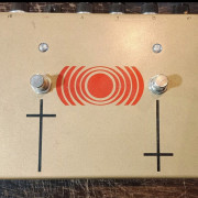 no cambios, envío incEarthquaker sunn vol 1 edición limitada dorada · Guadalajara · 400 €