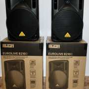 Pareja de altavoces Behringer B210D