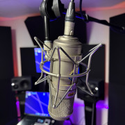FLEA Microphones 48 Superfet + Original box and Shockmount · Cádiz · 2175 €