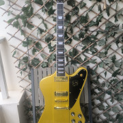 Guitarra estilo Firebird dorada NUEVA ¡Envío incluido! · Murcia · 230 €