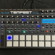 Dave Smith Instruments Tempest – Caja de ritmos y sintetizador analógico · Alicante · 1249 €