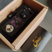 Suhr Riot Mini Black Limited Edition · Madrid · 99 €