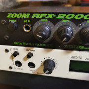 Procesadores de efectos Oberheim y Zoom · Madrid · 200 €