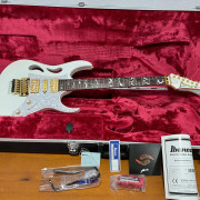 Ibanez PIA 3761-SLW Steve Vai - Solo Venta, NO Cambios · Madrid · 2500 €