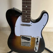 Fender telecaster standard · Valencia · 330 €