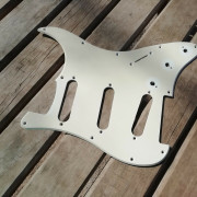 Golpeador Stratocaster años 80 · Albacete · 15 €