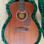 Guild M-20 USA All Mahogany · Granada · 1400 €