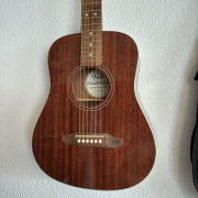 Fender California Standard Redondo Mini · Alicante · 110 €