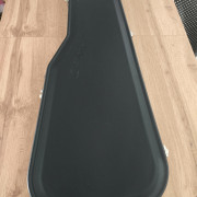 Estuche Leturiaga · Madrid · 60 €