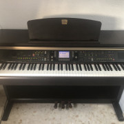 Piano Digital Yamaha Clavinova CVP-301 · Córdoba · 990 €