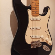 Fender Stratocaster Standard Mex · Valencia · 550 €