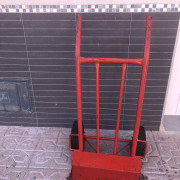Carretilla de transporte roja · Córdoba · 80 €