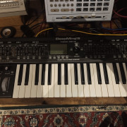 Behringer Deepmind 6