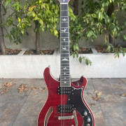 2011 PRS SE Custom Semi-Hollow Limited Run Bigsby (B5) - Red Scarlet · Pontevedra · 1000 €
