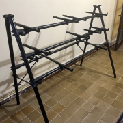 Soporte para teclados Jaspers 3D-145B + 4 soportes adicionales · Barcelona · 210 €