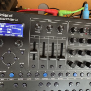 Roland SH4D